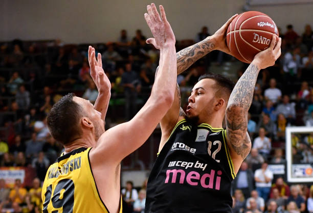 主教练可能 主教练可能