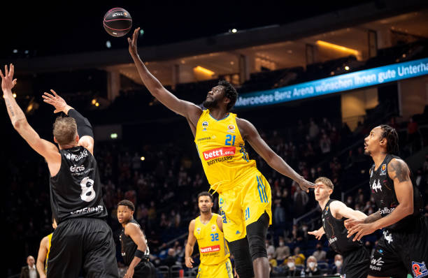 之间就有显 之间就有显